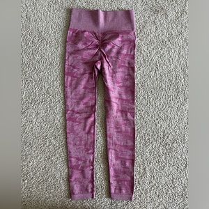 Pink Camo Leggings Size M QTY 2